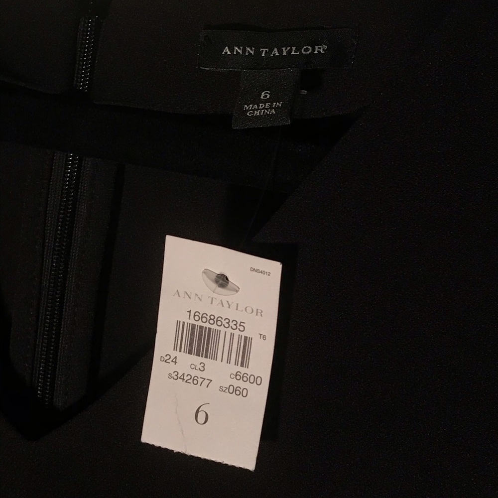 Ann Taylor Blouse - Picture 5 of 5